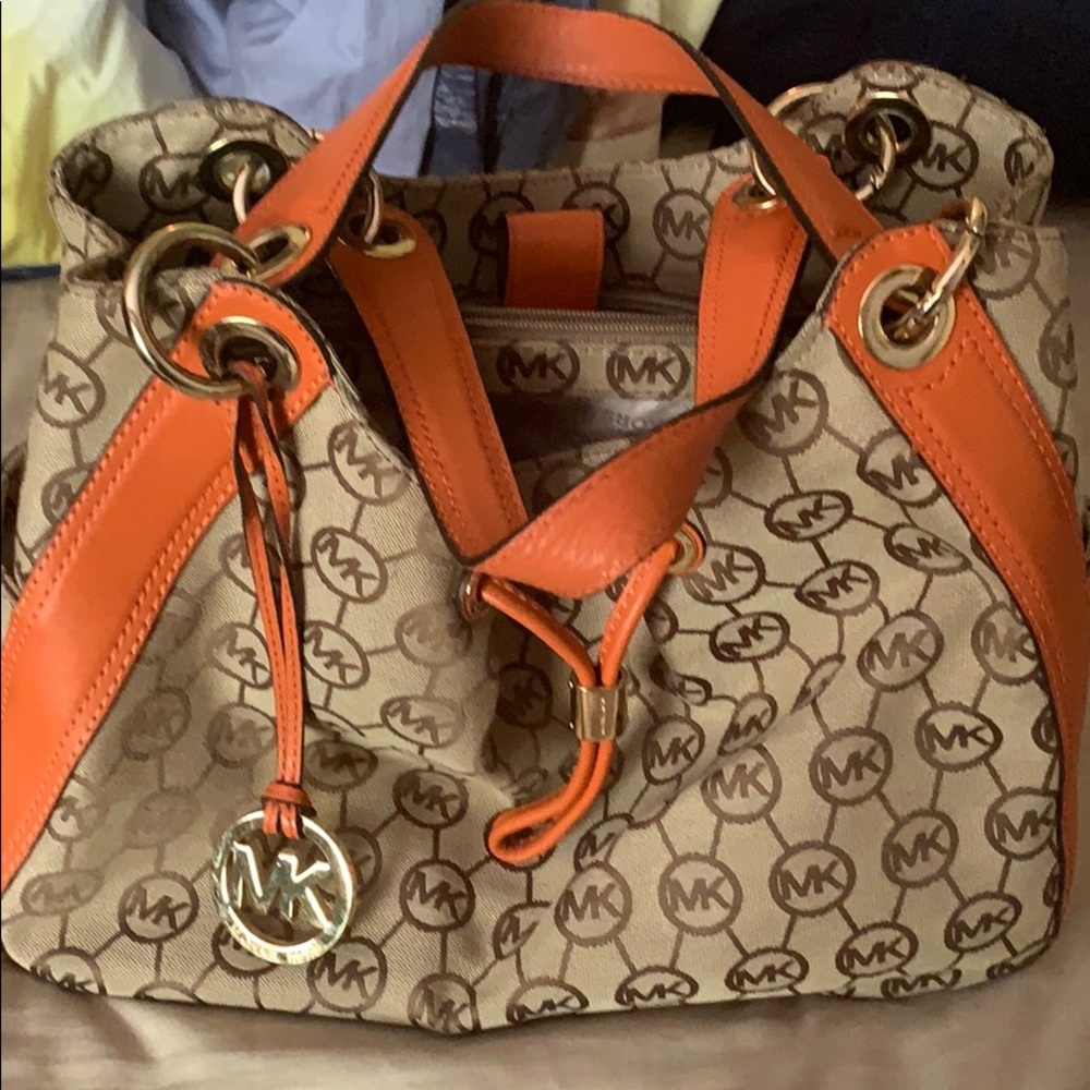 Michael kors purse